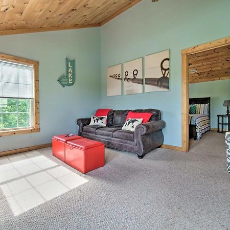 Sevierville Lake House With Deck And Foosball Table! Ngoại thất bức ảnh