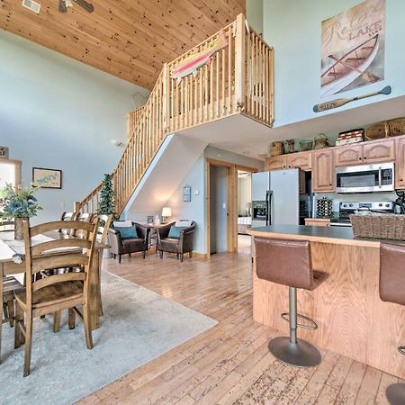 Sevierville Lake House With Deck And Foosball Table! Ngoại thất bức ảnh